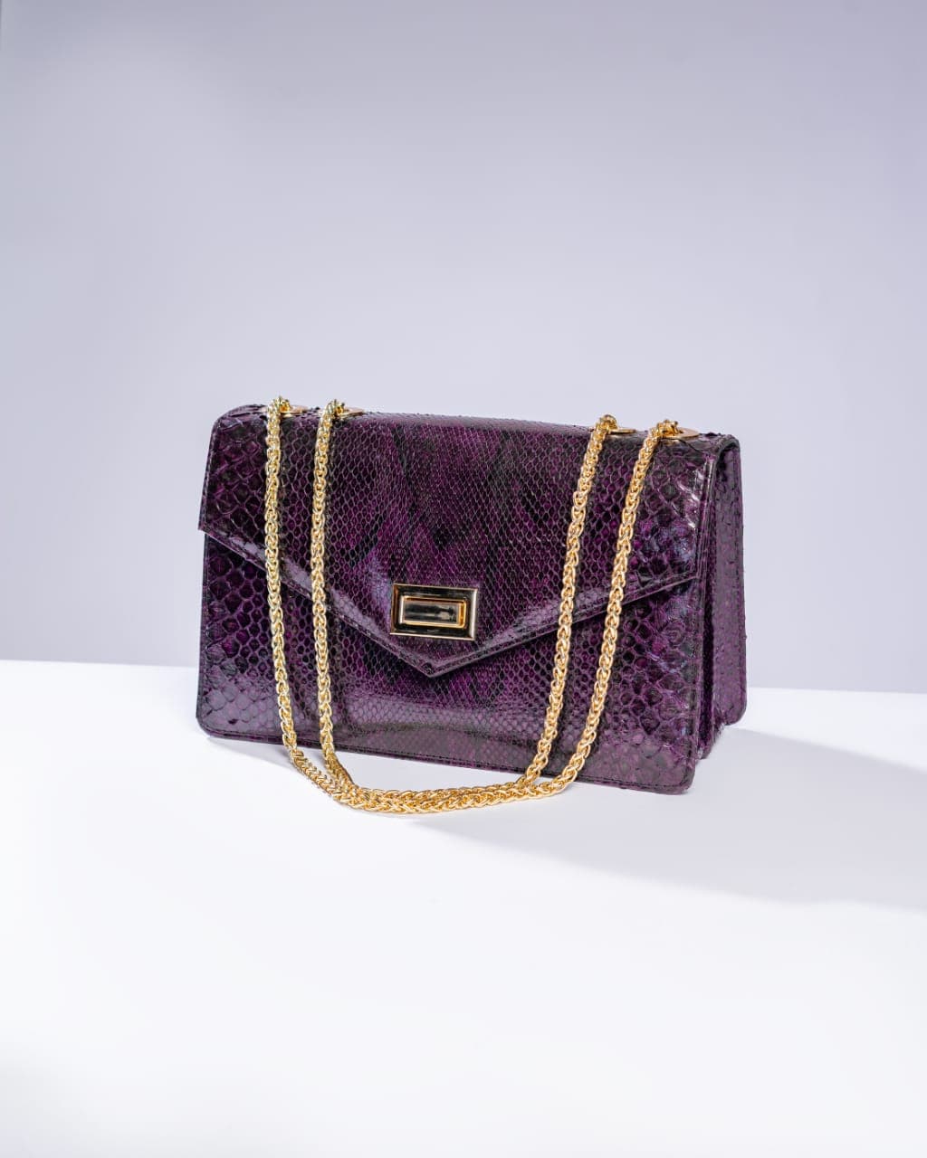 Ohiole Envelope Chain Bag